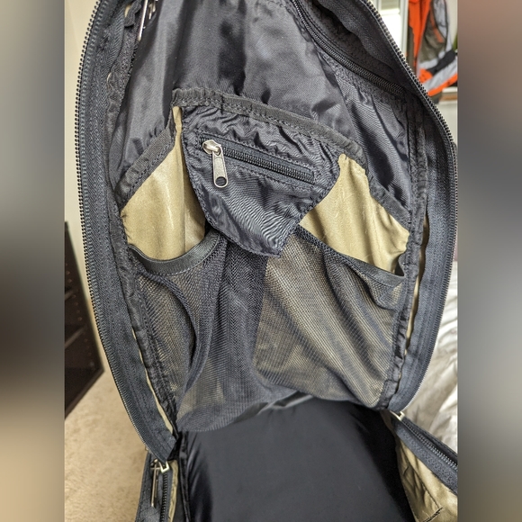 North Face Galileo Travel Backpack - Picture 9 of 9